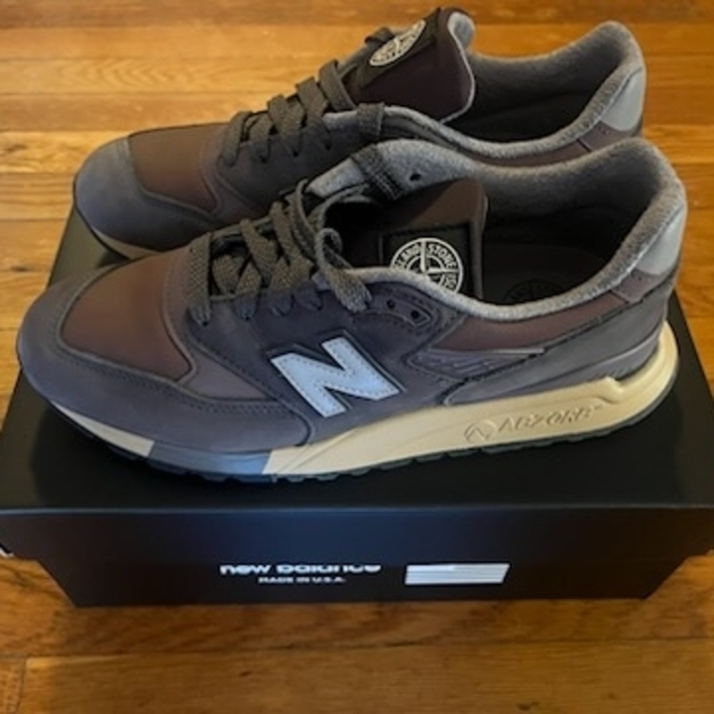 Classic Men's Brown and Gray Sneakers
